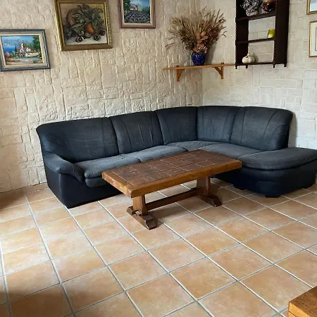 Chez Nadine * 博尼法乔